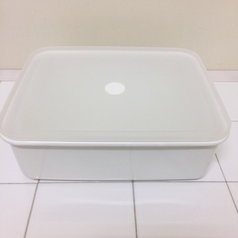 Muji 無印良品琺瑯保存容器保存盒保鮮盒收納盒深型 大 密閉式附塑膠蓋 二手 蝦皮購物