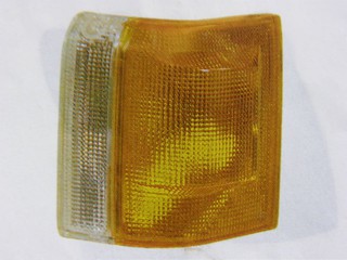 TOYOTA ZACE 瑞獅 88 角燈 方向燈 其它大燈,後燈,啟動馬達,發電機,水切,泥槽,橡皮,墊片,把手歡迎詢問
