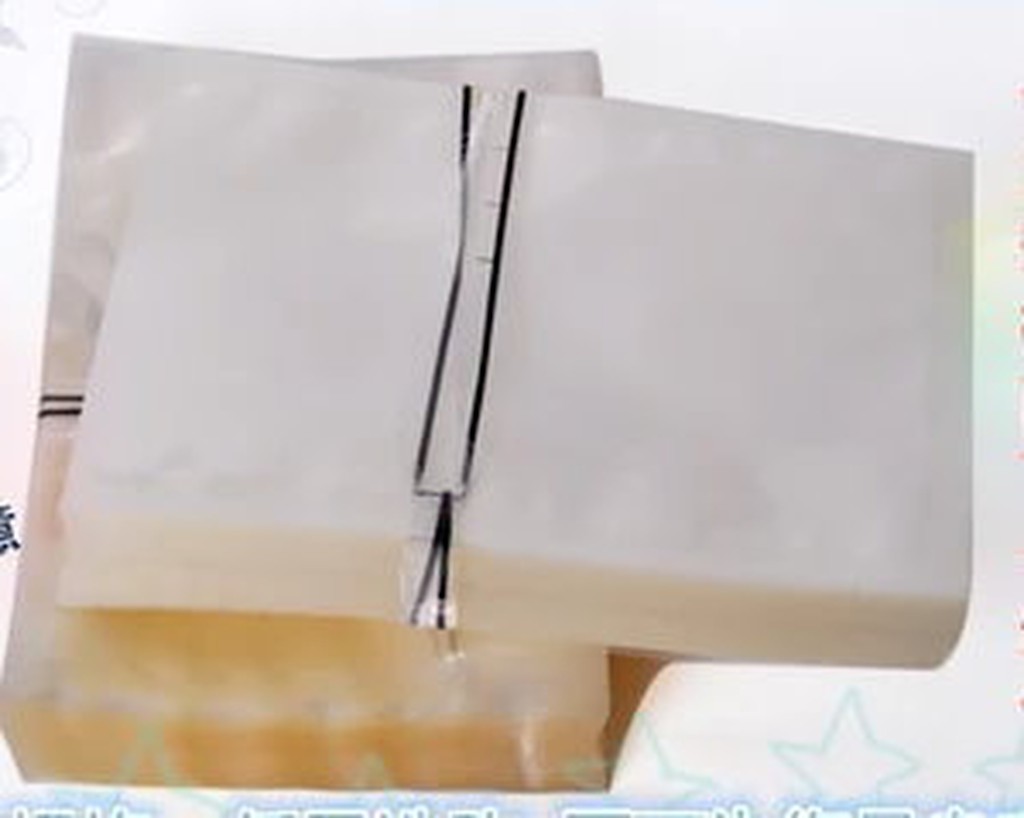 30*50CM封口袋 食物袋 有易撕口 一百個的價格 真空封口袋 食品真空袋 塑膠袋 塑料袋 食品包裝袋 密封袋 料理包