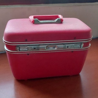 Deluxe 紅色手提化妝箱