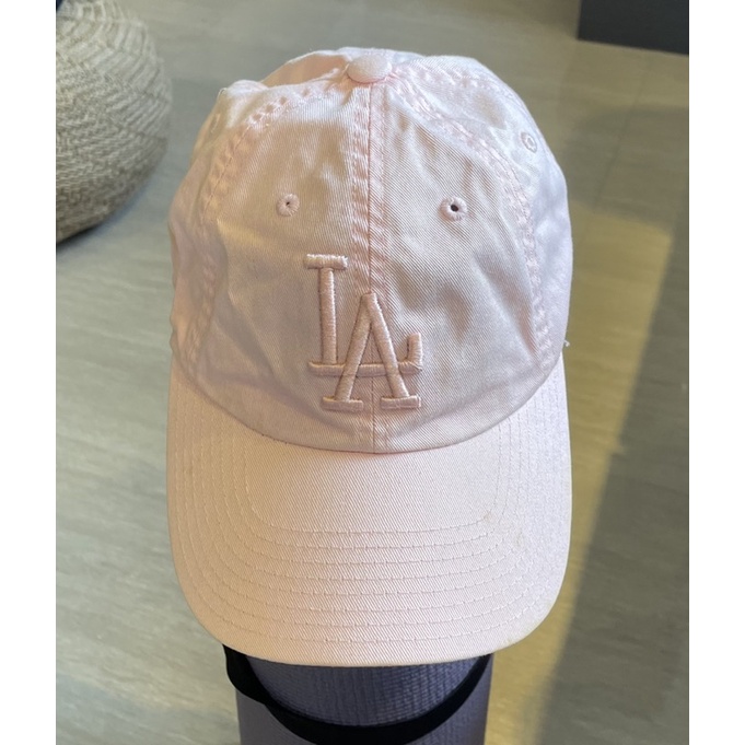 嫩粉色 淺粉色 LA刺繡電繡 logo 老帽 棒球帽