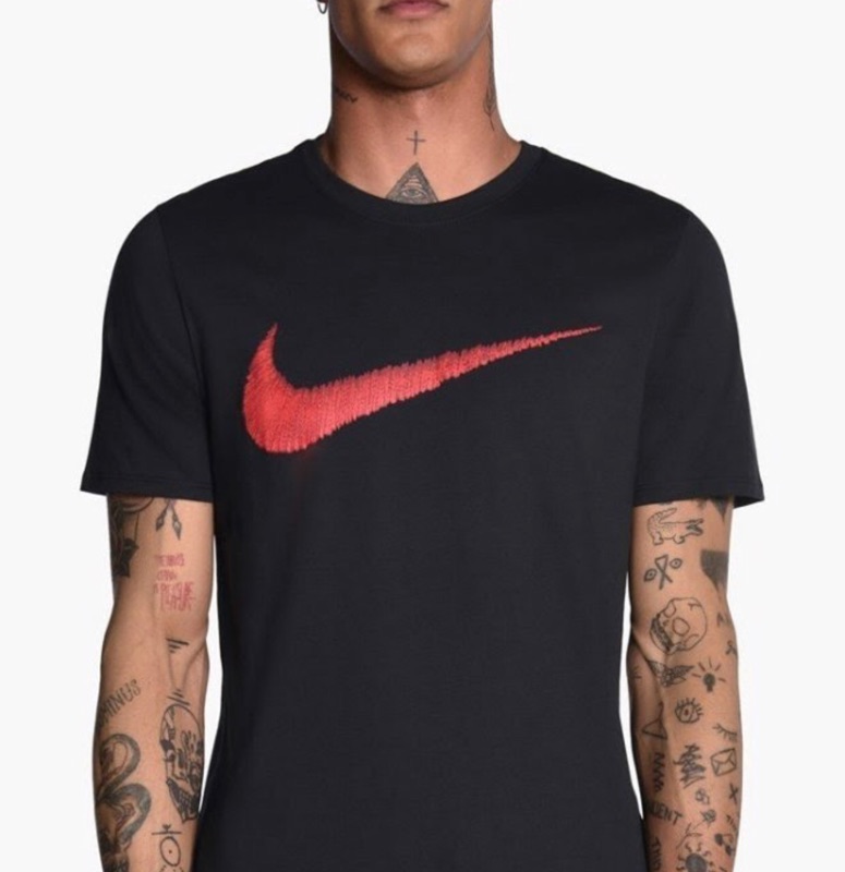 nike hangtag swoosh tee