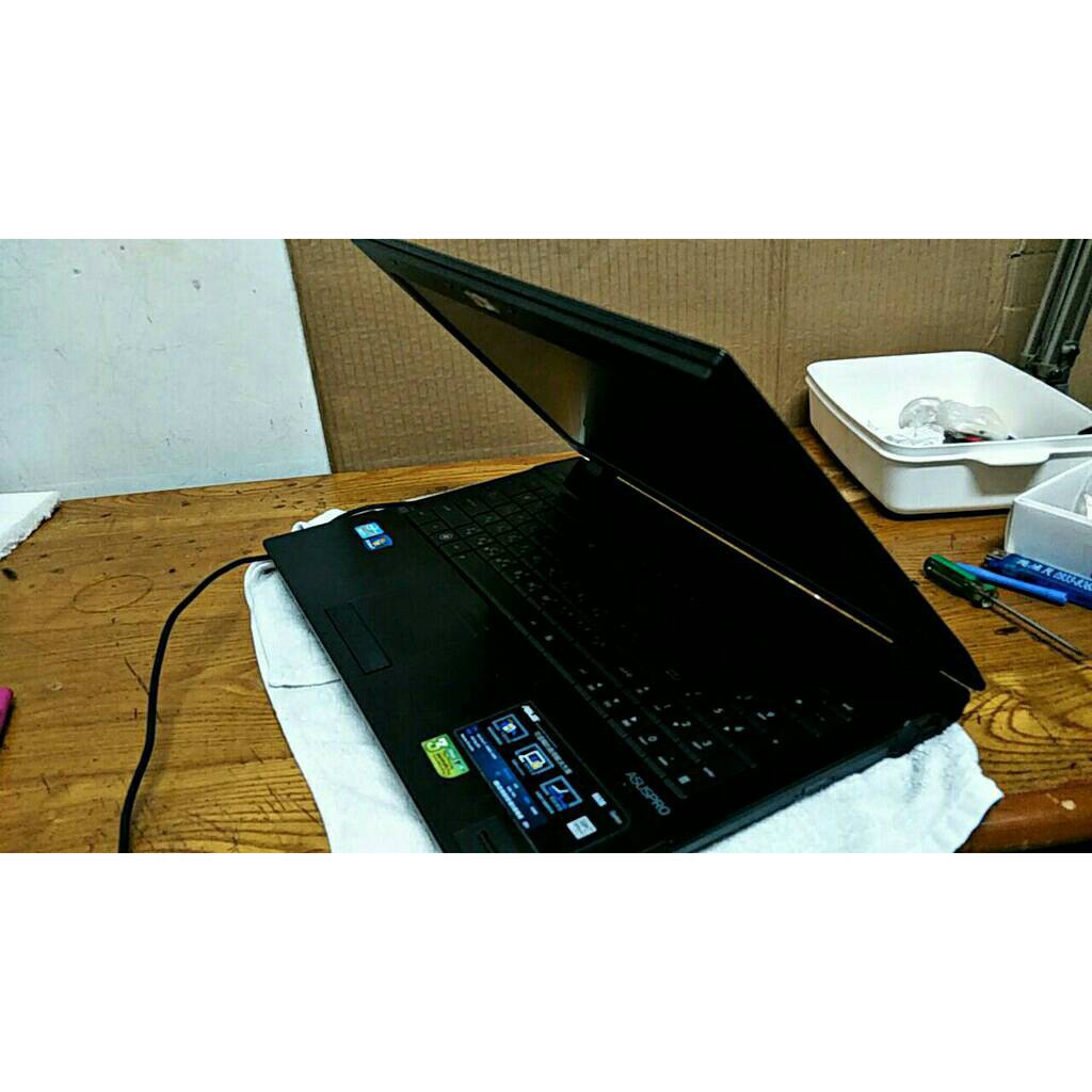 筆記型電腦ASUS B53S i7 240GB SSD