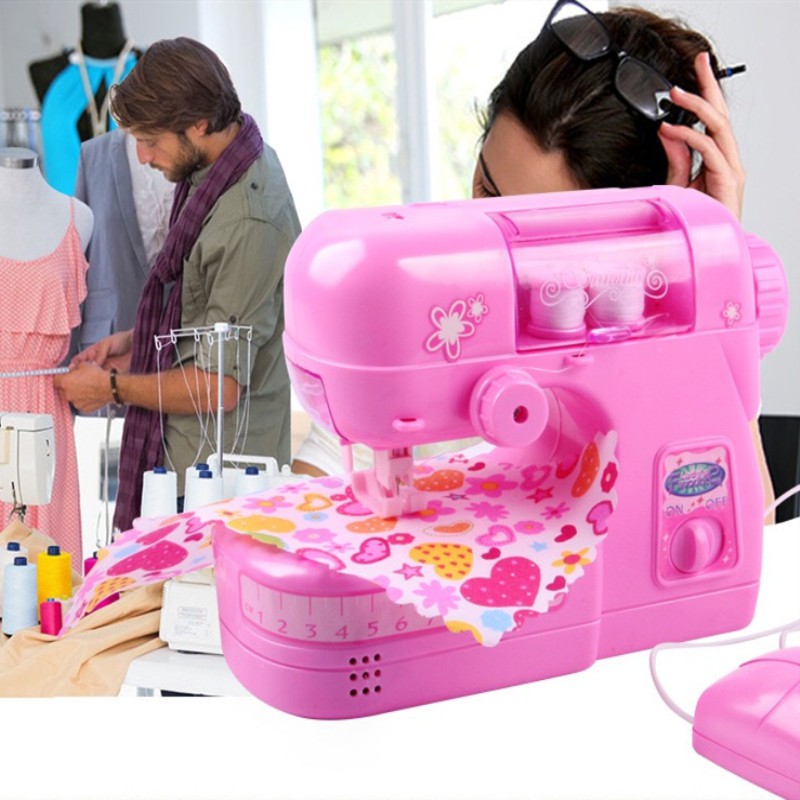 衛生仿真小型縫紉機兒童玩具電動聲光製作衣服針織玩具女孩過家家打禮物