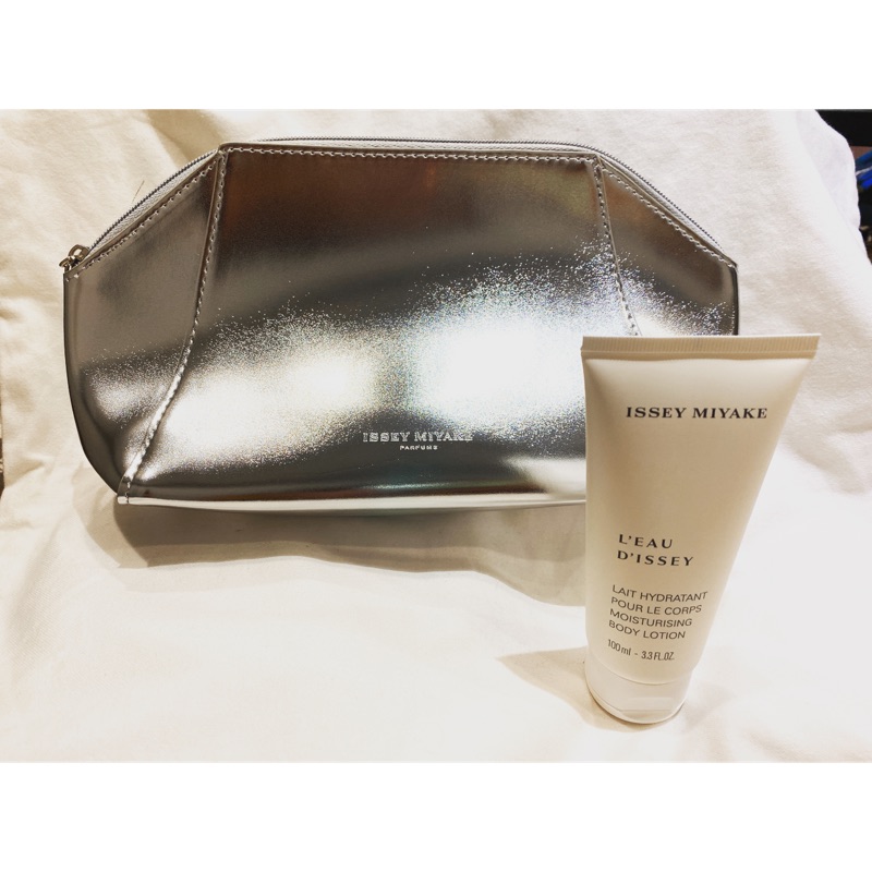 #ISSEY MIYAKE  #三宅一生一生之水女渼體保濕乳液100ml +銀幻化妝包