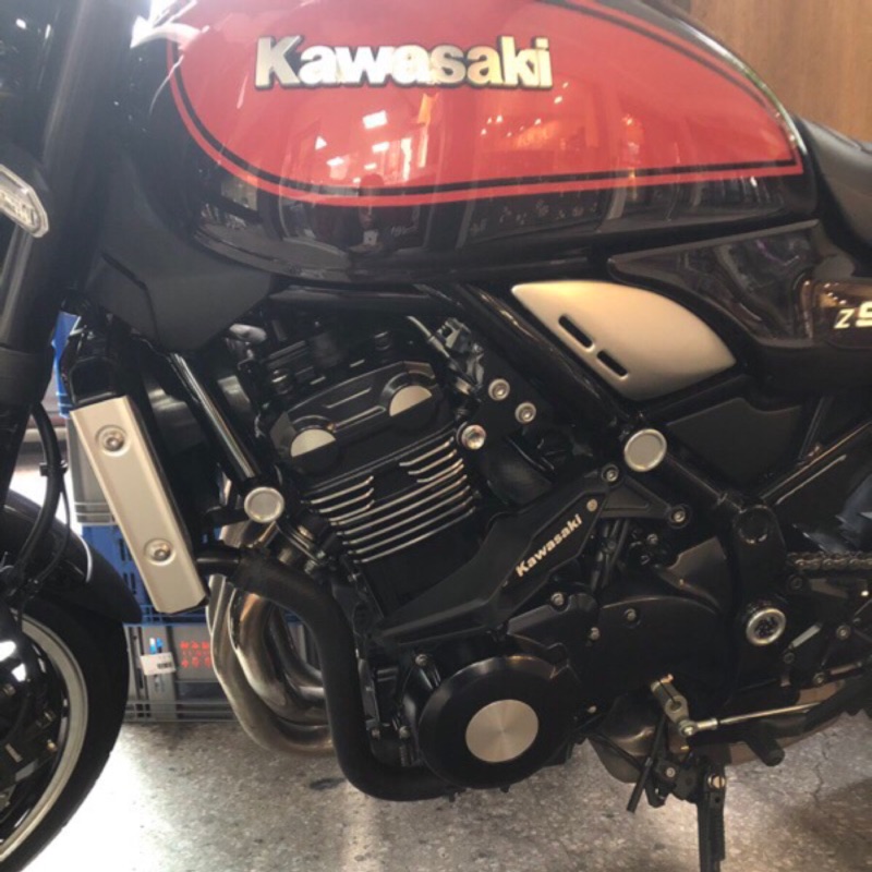 神戶工坊 Kawasaki Z900RS Z900 類 原廠精品 引擎護蓋 防摔蓋 防摔球 車身護蓋