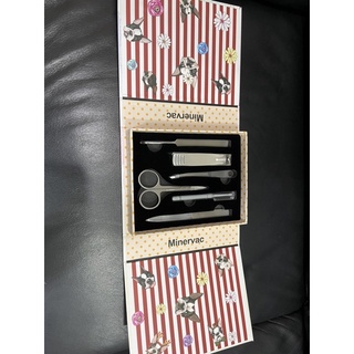 Minervac 米納瓦 指甲美容套組 禮盒 （全新未使用附包裝）