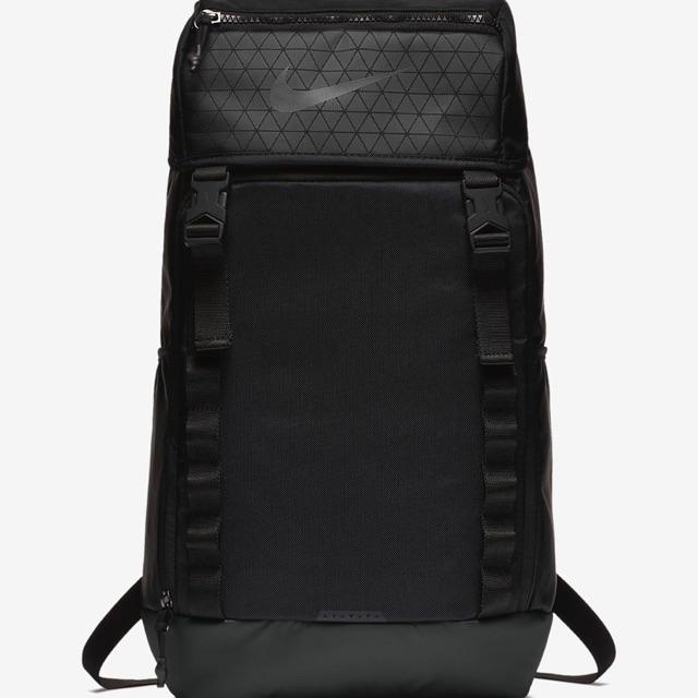 nike vapor black 2.0