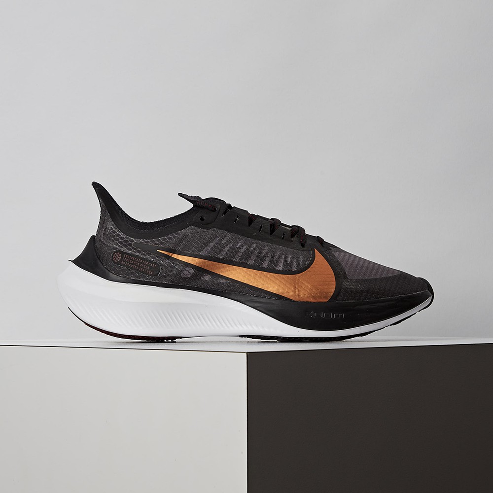nike zoom gravity 3