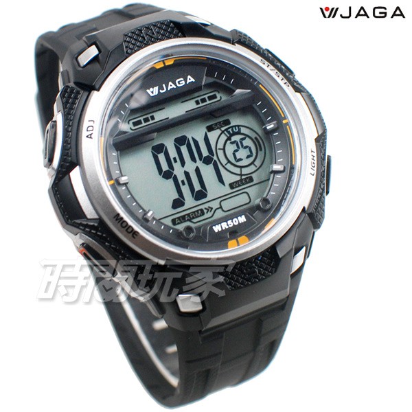 JAGA捷卡 M1197-AC(黑銀) 液晶顯示 多功能電子錶 夜間冷光 可游泳 保證防水 運動錶 學生錶【時間玩家】