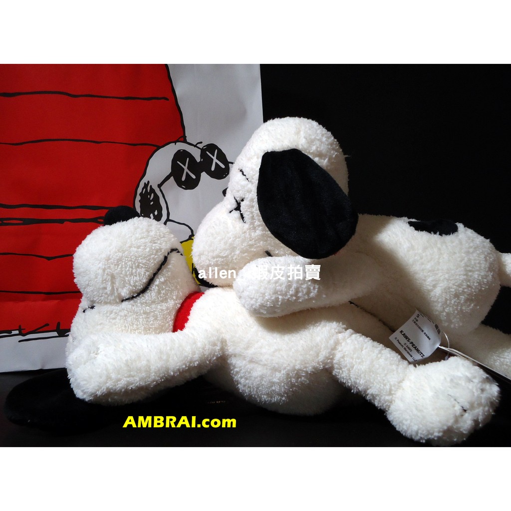 【AMBRAI.com】 UNIQLO x KAWS x PEANUTS 聯名 史奴比 毛絨 玩偶 Snoopy UT