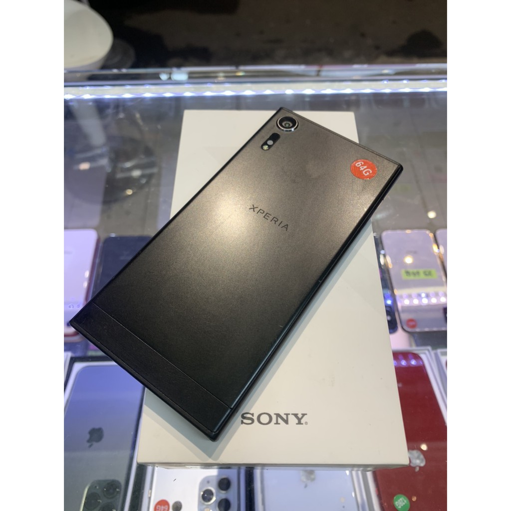 %【特價出清 】Sony Xperia XZs 4+64G 黑 5.2吋 有原盒 二手機 台中 實體店 含稅發票