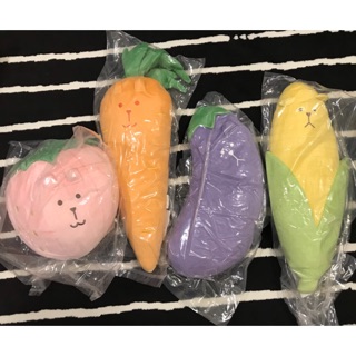 日本 CRAFTHOLIC 宇宙人 vegetable 蔬菜系列 水果系列 造型抱枕 靠枕 紅蘿蔔 玉米 茄子