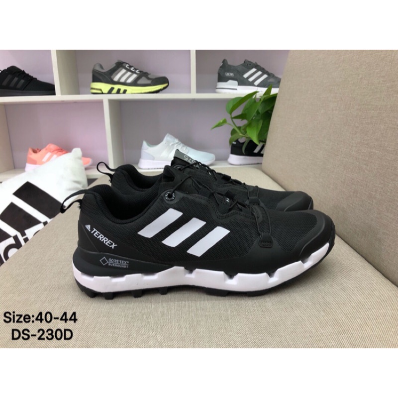 adidas terrex gore tex surround