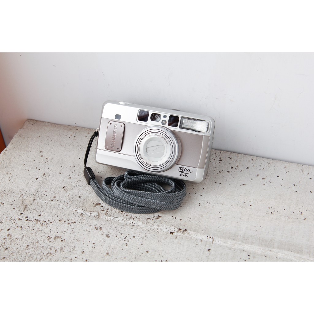 【星期天古董相機】FUJIFILM Silvi F135 38-135mm 旅遊鏡 傻瓜相機