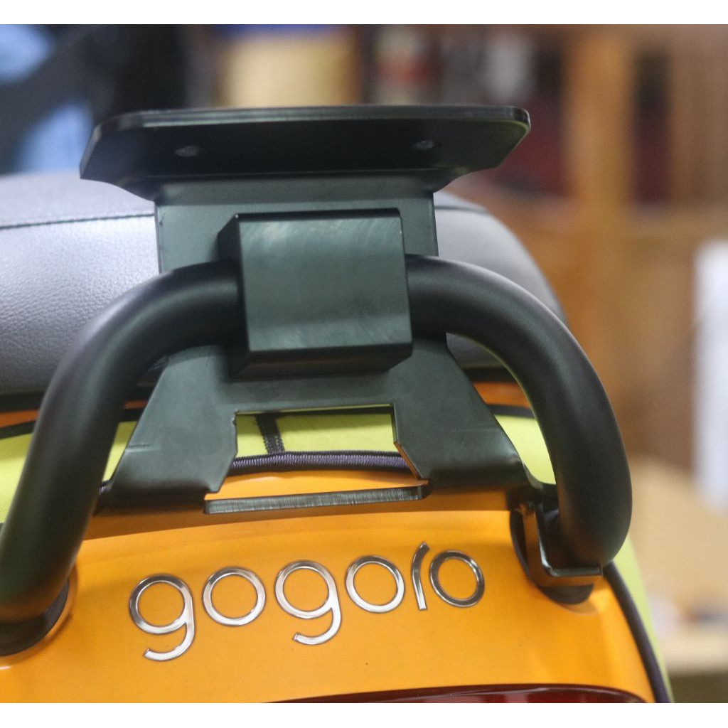 Gogoro 2 Plus 及 Gogoro2 delight 免拆坐墊免拆馬桶的改裝靠背
