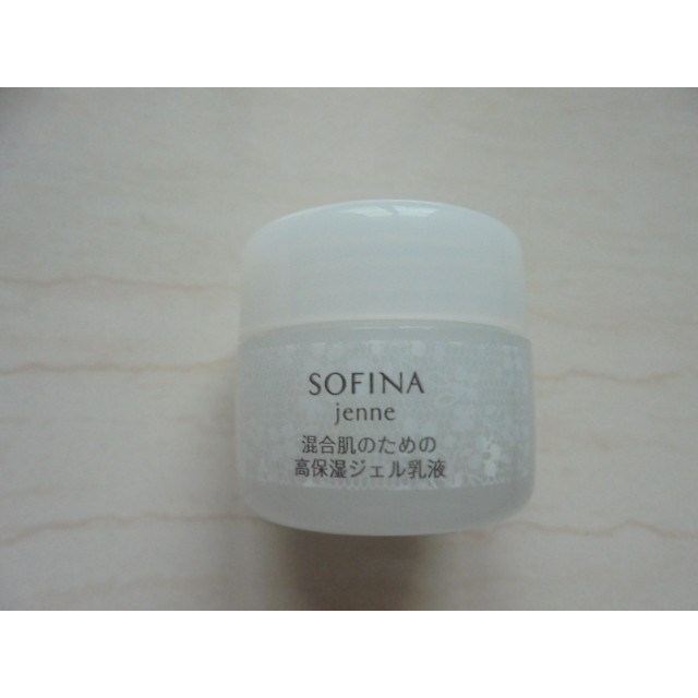 SOFINA 蘇菲娜 透美顏 混合肌適用 飽水控油雙效水凝乳液 10g