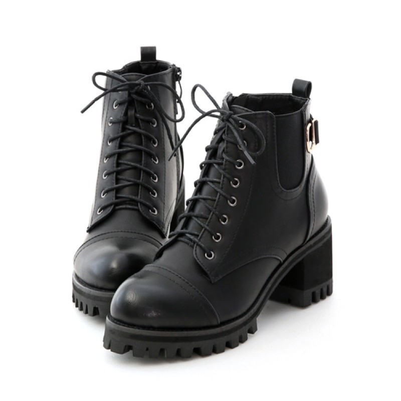 轉賣• D+AF勁酷作風．個性綁帶高跟厚底短靴-時尚黑40