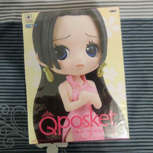 【現貨】日版 金證 海賊王 qposket 女帝 粉旗袍 Qposket 景品 公仔 寬盒 spring 春 qp 粉色