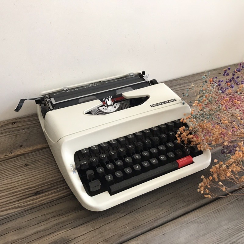 已讓藏～早期日本製Kofa 機械式打字機 老件收藏 陳列古道具