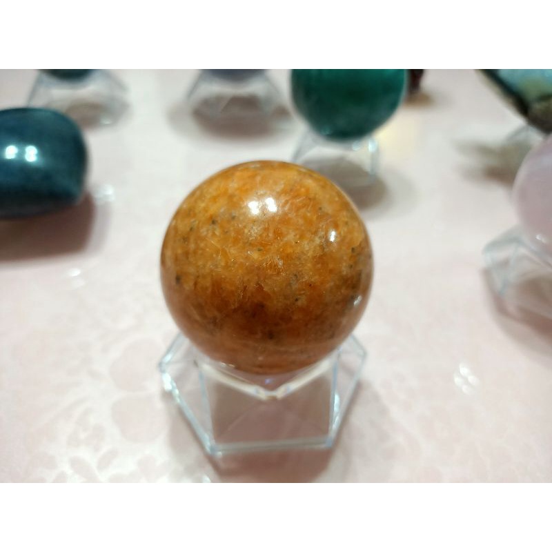🎊🎊🎊 寶石-金太陽 🎊🎊🎊 天然原石原礦水晶球 / 漸層無摳感 （現貨，全新）