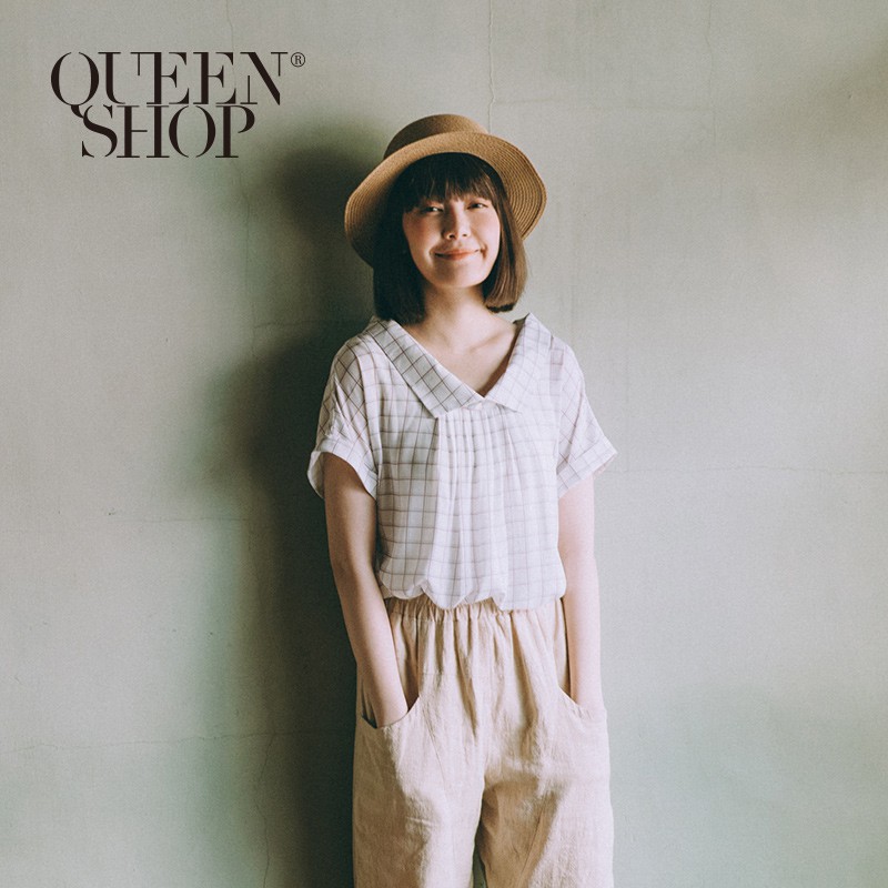 QUEENSHOP【01023030】配色格紋V領摺皺雪紡上衣＊預購＊