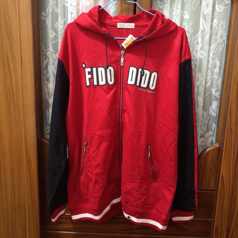 #全新 Fido dido 紅黑撞色棒球外套