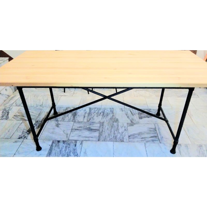 紐松木直拼餐桌，原木桌，含工業風交叉鐵管桌腳