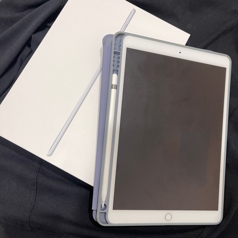 【Apple蘋果】iPad Air3 Wi-Fi版 銀256GB ＋ 第一代Apple Pencil（二手）