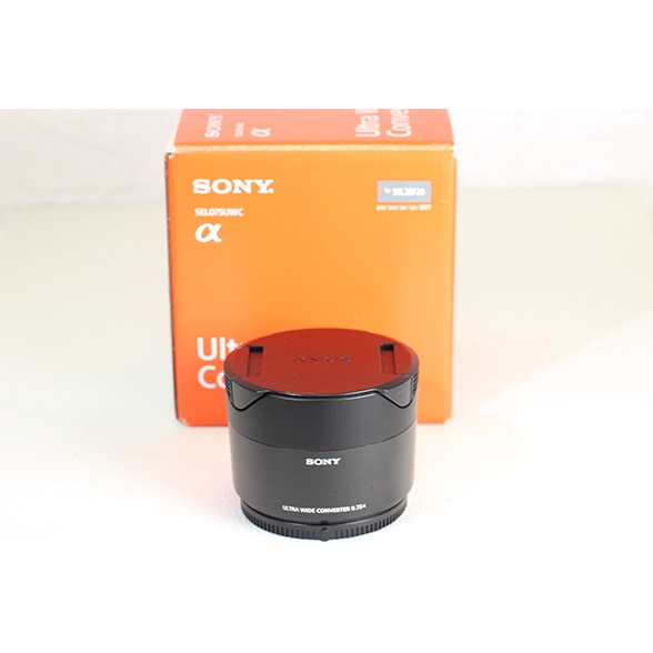 SONY ULTRA WIDE CONVERTER 0.75X 外接廣角鏡售4000元