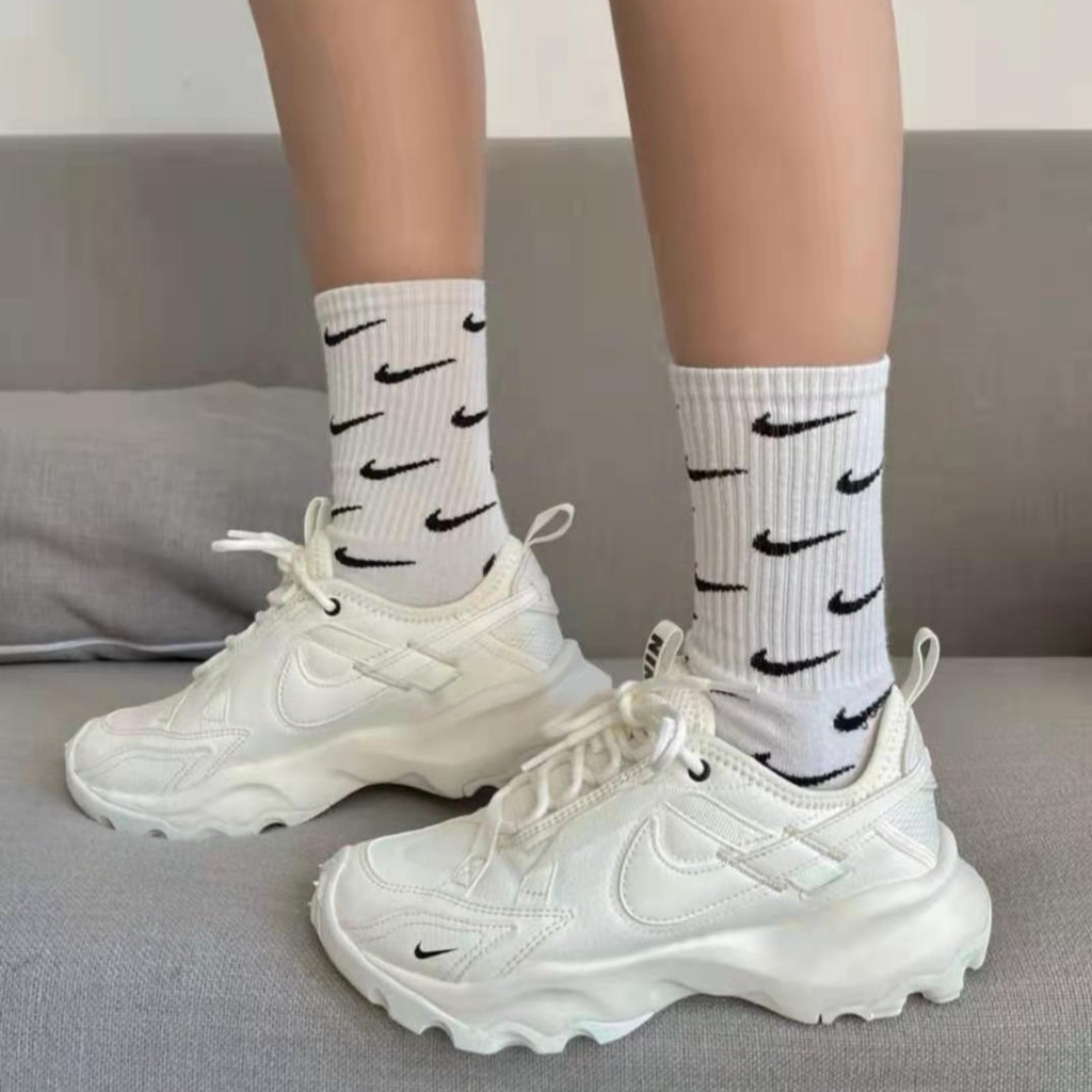 21新款nike Tc 7900 米白小白鞋男女鞋全白奶白老爹鞋厚底增高dd96 100 蝦皮購物