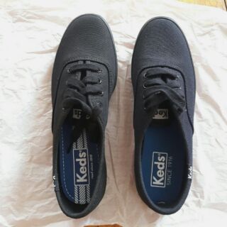 keds 經典黑帆布鞋