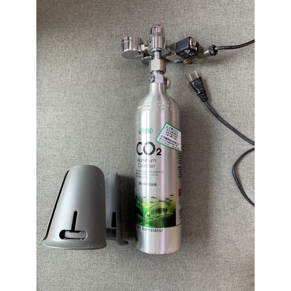 ista-1L 二手co2鋼瓶+雙錶電磁閥