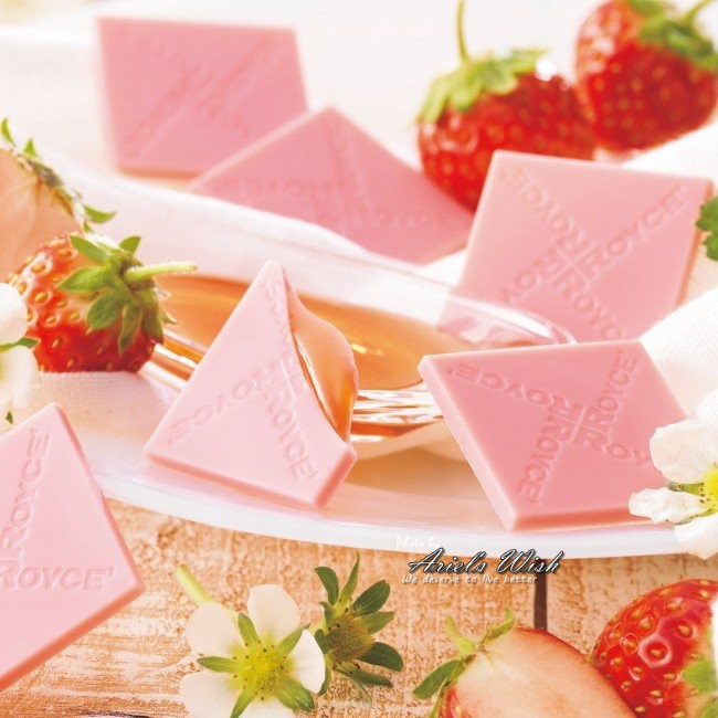 Ariel's Wish-日本北海道ROYCE限量版-草莓夾心巧克力片生巧克力禮盒組-粉紅色情人節過年禮盒超好吃-現貨1