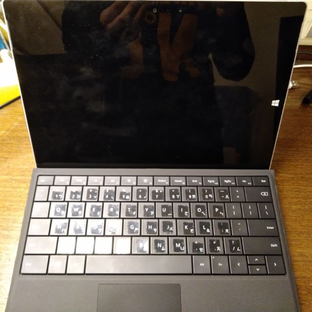 Surface 3 64G 附中文鍵盤