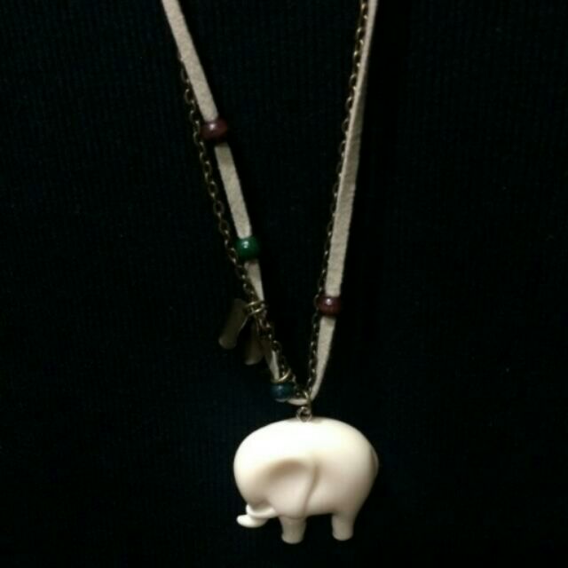 🈯㊣全新 大象皮繩項鍊【古著風】 Elephant necklace愛樂芬氣質項鍊。
