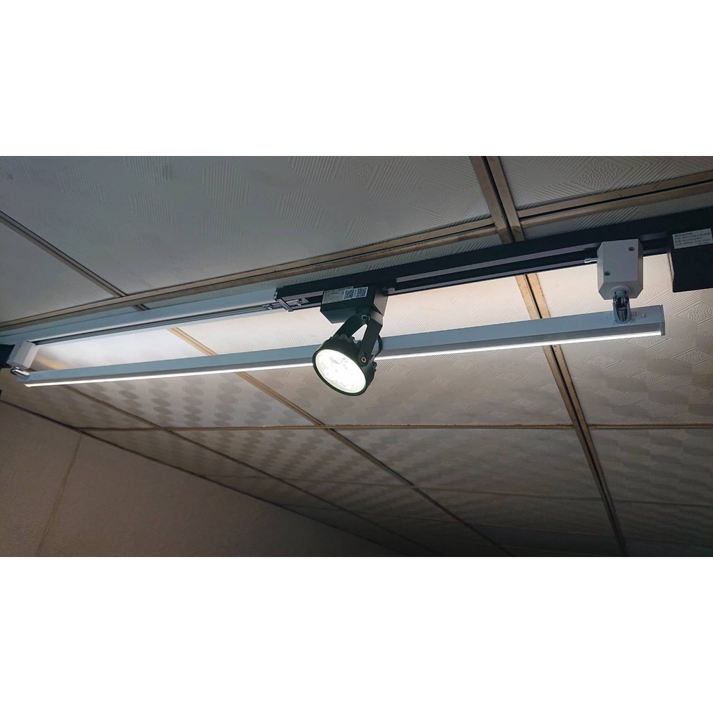 北歐間接照明軌道燈t5燈板型可調萬像款新品窄款2尺 4尺台灣生產專利品單色 壁切三色 氛圍軌道燈 專案開模