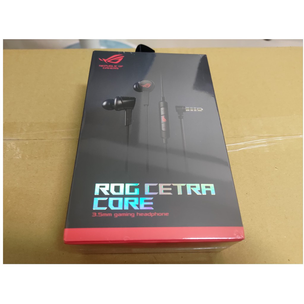 ROG Cetra Core 入耳式電競耳機