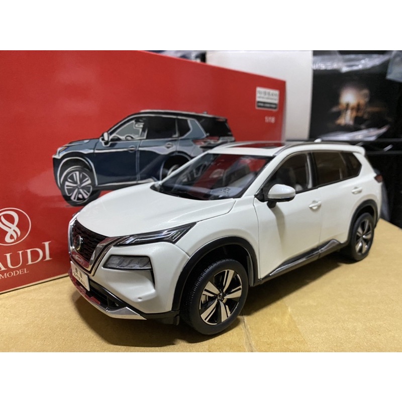 【E.M.C】1:18 1/18 PAUDI 原廠 日產 Nissan X-Trail SUV 金屬模型車 白色