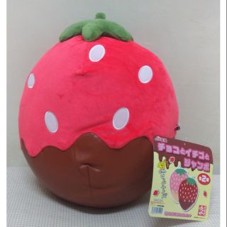 草莓抱枕日版全新景品