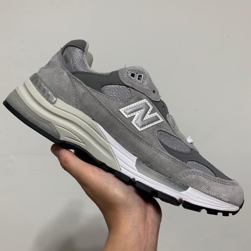 nb 992 gr