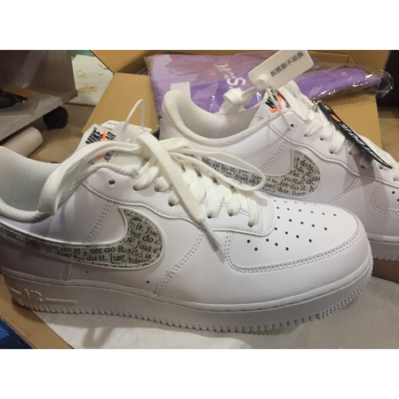 Nike Air Force 1 （JUST DO IT）可小刀全新喜歡歡迎私訊問問