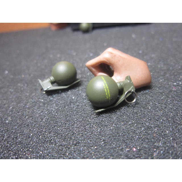G2工兵裝備 ES海豹款1/6綠把球型手榴彈一顆 mini模型