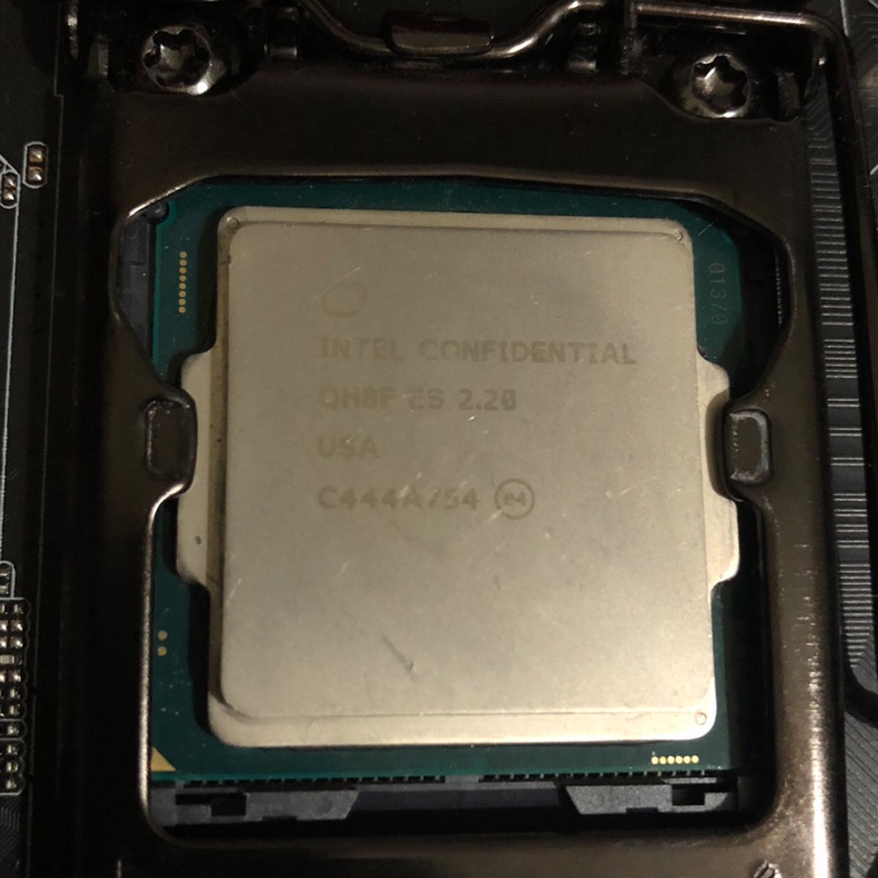 Intel I7 6400T ES A0 QH8F不顯