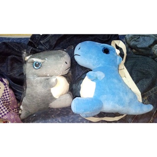 可愛小恐龍側肩包藍龍跟灰龍娃娃玩偶