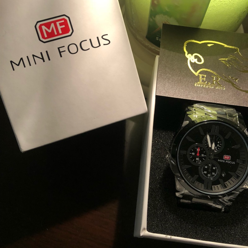 MINIFOCUS-MF三眼手錶，日期顯示，一年保固