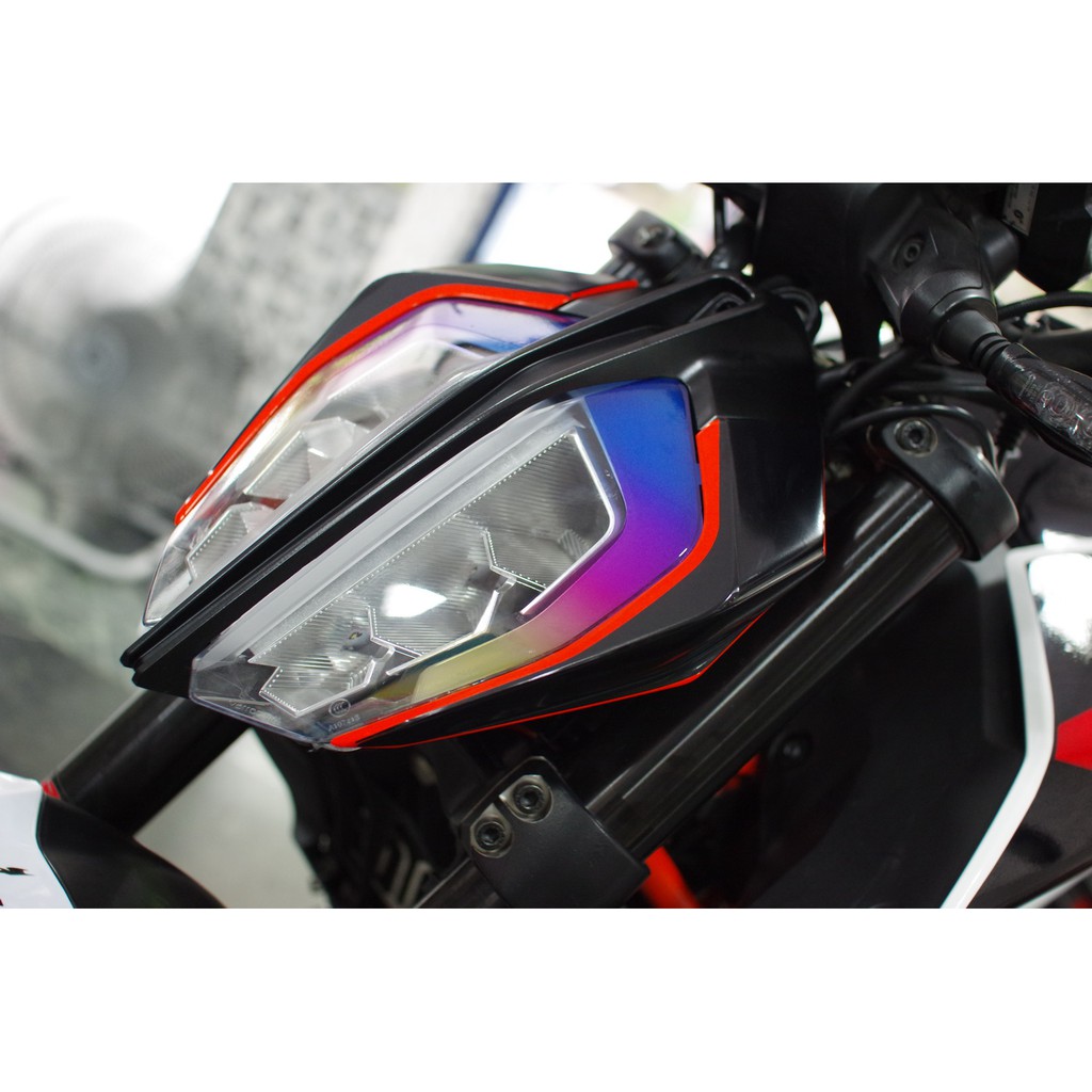 KTM DUKE 390 專屬 大燈透明保護貼 燈眉彩鈦貼【黑幫彩貼】