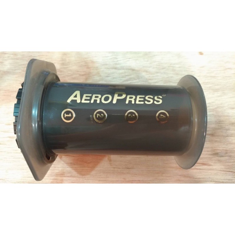 二手 美國原裝進口愛樂壓Aeropress 金字體  另贈一個新膠頭