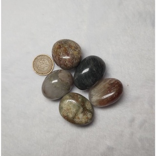 (免運費)千層幽靈碎石，四季幽靈，招財聚財，賺大錢，天然水晶，業務投資，消磁淨化，綠幽靈，原石，彩幽靈，現貨開店
