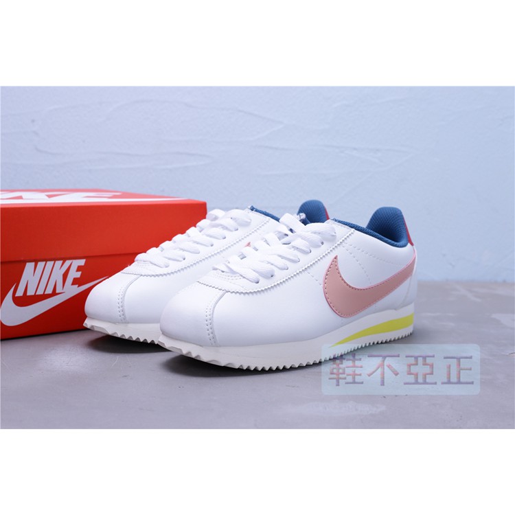 nike cortez coral stardust